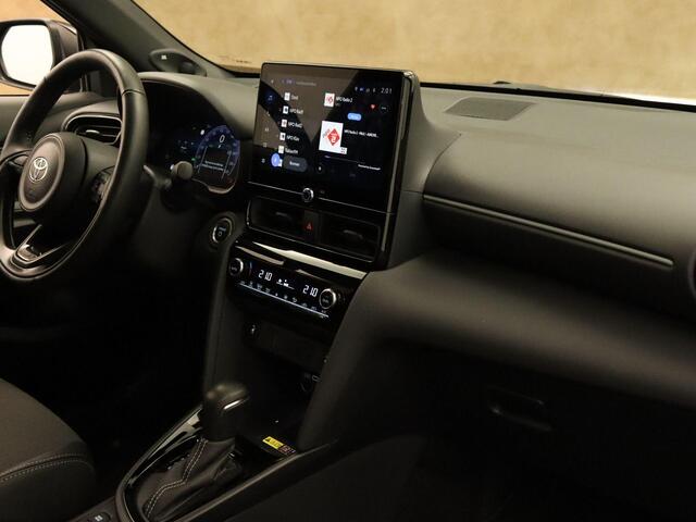 Toyota YARIS Cross 1.5 Hybrid 130 Launch Edition - ORIGINEEL NEDERLANDSE AUTO - TREKHAAK TREKGEWICHT 750 KG - ELEKTRISCHE ACHTERKLEP - AFKOMSTIG VAN 1E EIGENAAR - CAMERA - NAVIGATIE - HEAD UP DISPLAY - PARKEERSENSOREN VOOR/ ACHTER - STUUR EN STOEL VERWARMING