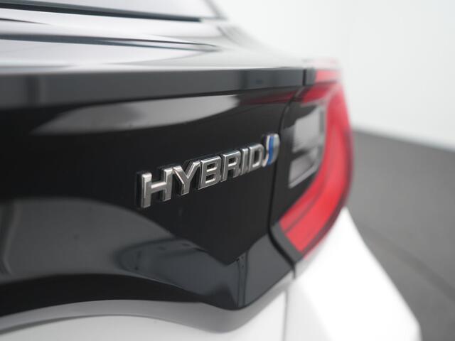 Toyota YARIS 1.5 Hybrid Dynamic - RIJKLAARPRIJS - All Seasonbanden - Adaptieve Cruise Control