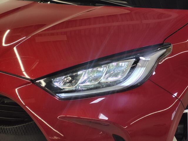 Toyota YARIS 1.5 Hybrid Executive | BSM | PDC rondom | Half-leder | LED | Keyless | Carplay |