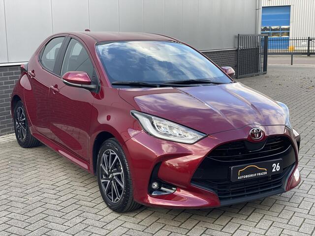 Toyota YARIS 1.5 VVT-i DYNAMIC / LED / CRUISE / CARPLAY / RIJKLAAR