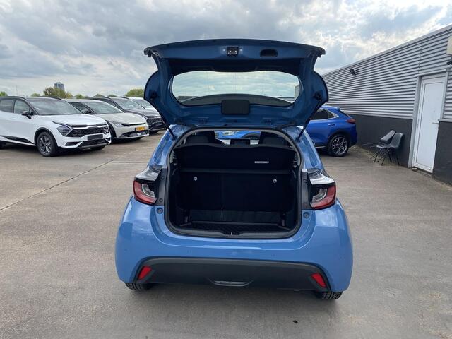 Toyota YARIS 1.5 Hybrid 115 Active Navigatie Apple Carplay/Android Auto, achteruitrij camera, adaptieve cruise control, parkeersensoren voor + achter