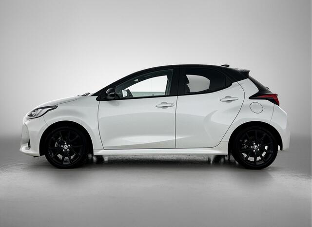 Toyota YARIS 1.5 Hybrid Executive | Half lederen interieur | Premium uitgevoerd | JBL |