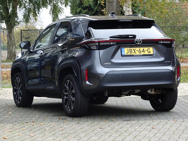 Toyota YARIS Cross 1.5 Hybrid 130 Dynamic +Comfort Pack