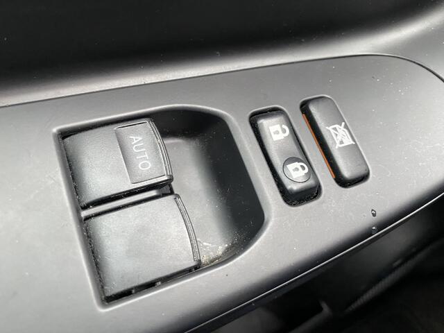 Toyota YARIS 1.5 Hybrid Dynamic Apple Carplay/Android Auto