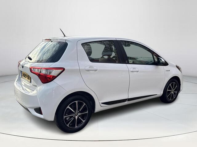 Toyota YARIS 1.5 Hybrid Design | 06-10141018 Voor meer informatie