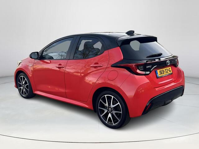 Toyota YARIS 1.5 Hybrid Launch Edition **HEAD UP DISPLAY/ STOELVERWARMING/ JBL AUDIO/ PANORAMA DAK/ 36 MAANDEN GARANTIE**