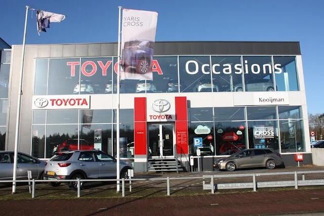 Toyota YARIS 1.5 Hybrid Dynamic NL AUTO | Lichtmetalen velgen | Climate control | Parkeercamera