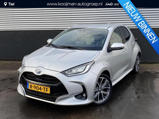 Toyota YARIS 1.5 Hybrid Launch Edition Navigatie APple CarPlay/Android Auto, achteruitrij camera, dodehoek detectie, HUD, keyless, parkeersensoren