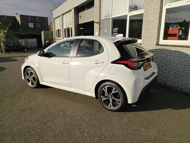 Toyota YARIS 1.5 Hybrid 115 Dynamic