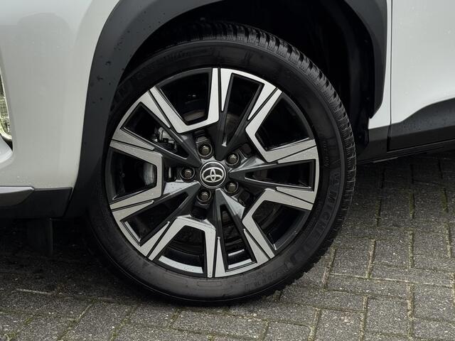 Toyota YARIS Cross 1.5 Hybrid 130 Executive | Michelin all-season banden | Trekhaak 13-polig |