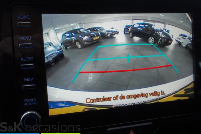 Toyota YARIS 1.5 VVT-i Dynamic PDC ACC Camera Lane Assist