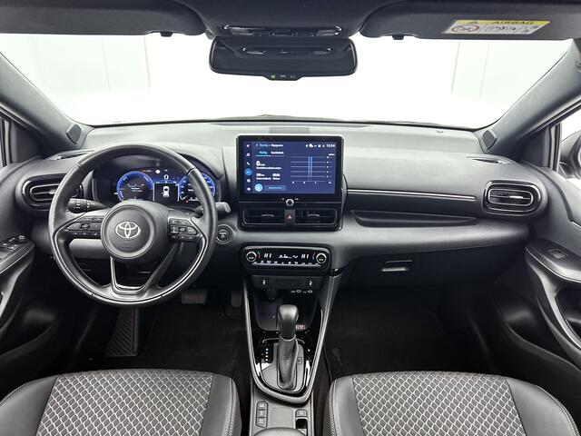 Toyota YARIS 1.5 Hybrid 130 Executive | 1e Eigenaar | Blindspot | PDC voor en achter | Stoel en Stuurverwarming |