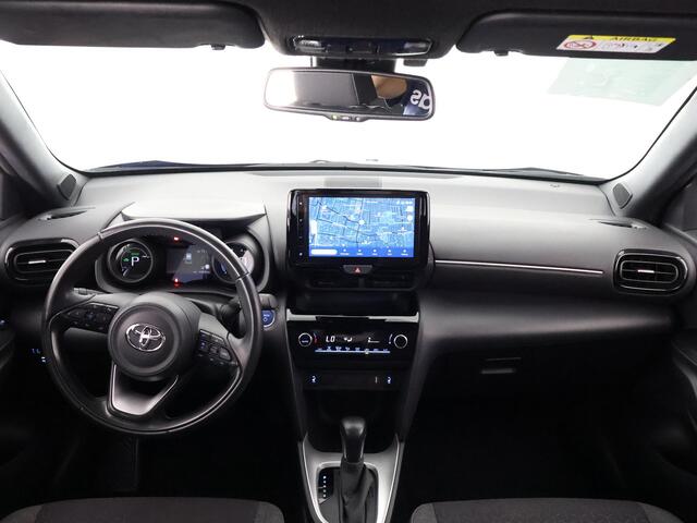 Toyota YARIS Cross 1.5 HYBRID BI-TONE EXPLORE-PACK GARANTIE 3-2033 NAVI.CAMERA.BSM. PDC V+A