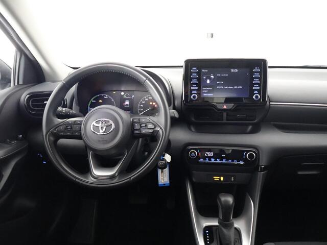 Toyota YARIS 1.5 HYBRIDE GARANTIE TOT 2033* BLACK & WHITE BIJNA 2023. CLOUD NAVI.CLIMA.CRUISE