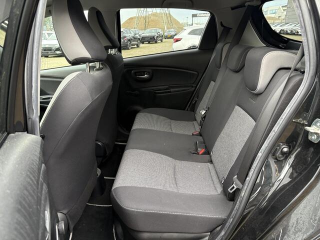 Toyota YARIS 1.5 Hybrid Y20 Exclusive Edition **APPLE CARPLAY/ CRUISE CONTROL/ 2 ZONE CLIMATE CONTROL/ 36 MAANDEN GARANTIE**