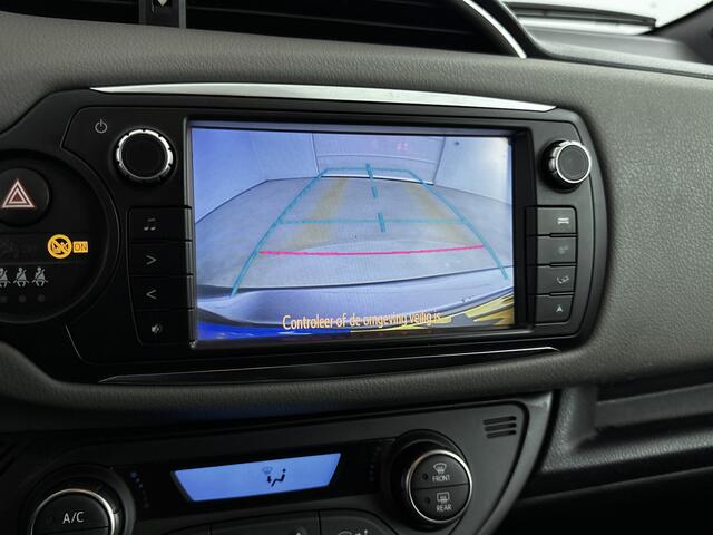 Toyota YARIS 1.5 Hybrid Dynamic Bi-Tone | Climate control | Lichtmetalen velgen |