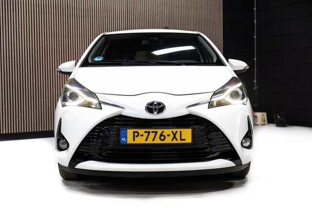 Toyota YARIS 1.5 VVT-i Dynamic | Stoelverwarming | Camera | Trekhaak |