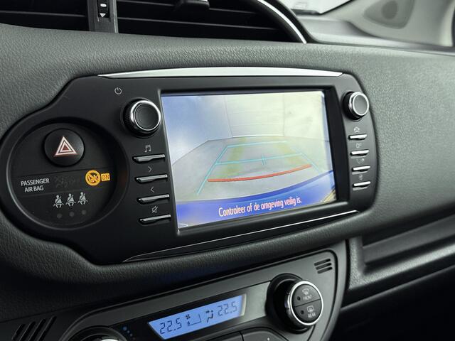 Toyota YARIS 1.5 VVT-i Active Zie schades bij taxatie / Bij Leseman