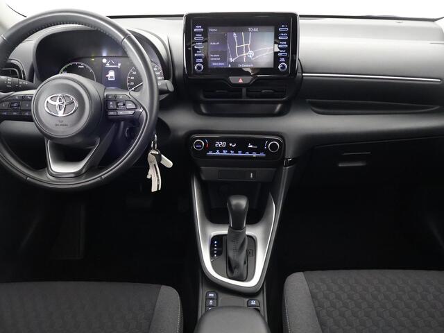 Toyota YARIS 1.5 HYBRIDE GRAYLINE NAVIGATIE GARANTIE TOT 2033 ! CAMERA.CRUISE. CLIMA.ALS NIEUW !