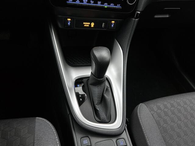 Toyota YARIS 1.5 Hybrid Dynamic | Limited uitgevoerd |