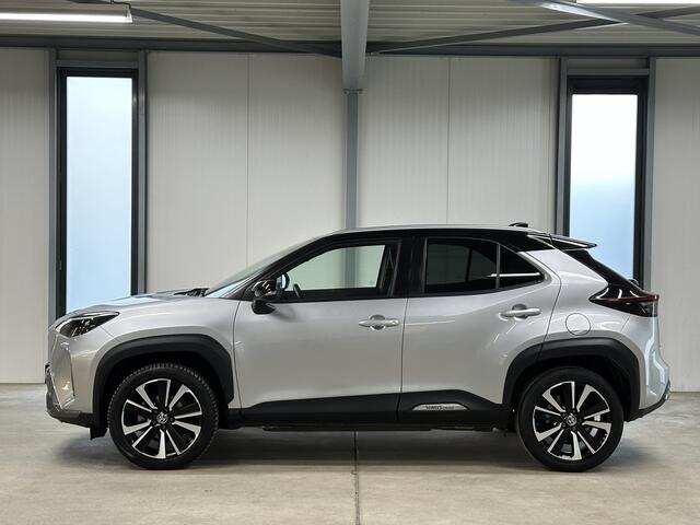 Toyota YARIS Cross 1.5 Hybrid Launch Edition 116pk | Trekhaak | Leer | HUD | Stoel- & Stuurverwarming |