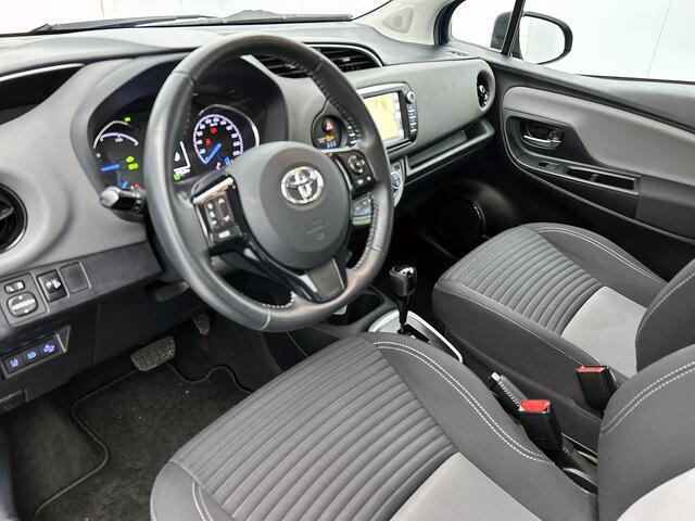 Toyota YARIS 1.5 Hybrid Active | Dealer onderhouden | Cruise control | Climate control | Full map navigatie |