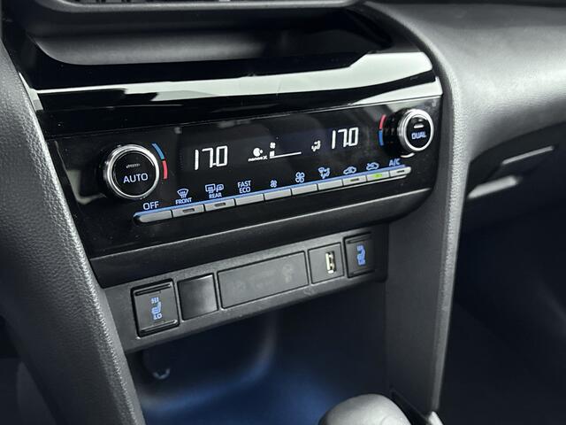 Toyota YARIS Cross 1.5 Hybrid Adventure Limited | Navi | Stoelverwarming | HUD | Parkeersensoren |