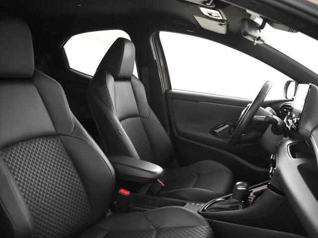 Toyota YARIS 1.5 Hybrid Executive | Parkeersensoren voor en achter