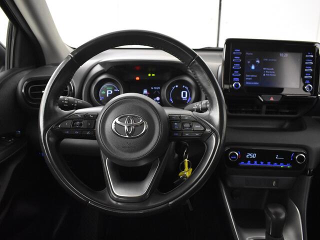 Toyota YARIS 1.5 Hybrid Dynamic | Camera | Carplay