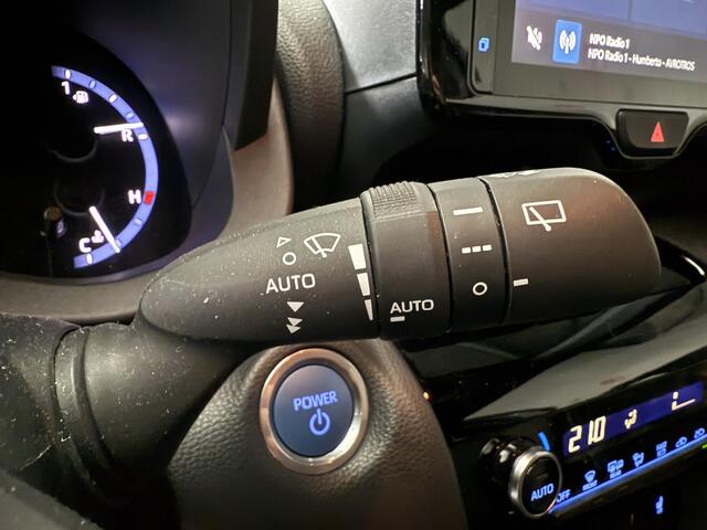 Toyota YARIS Cross 1.5 Hybrid Explore 1e eigenaar, slechts 19504 KM, veel opties! zeer nette auto, garantie tot 2033