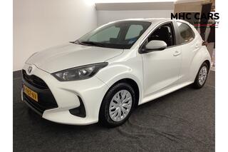 toyota-yaris-1.5-hybrid-active--ca