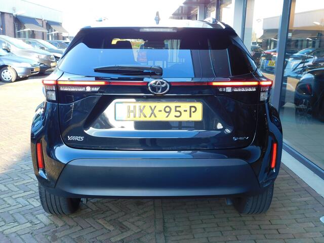 Toyota YARIS Cross 1.5 Hybrid 115 First Edition Comfort Pack
