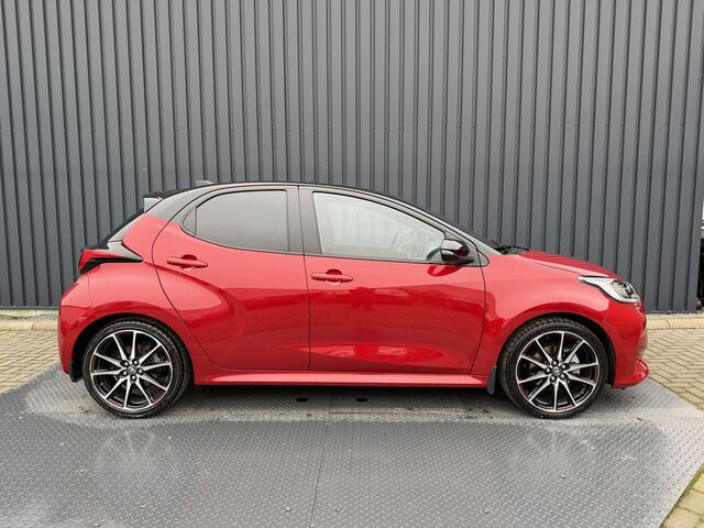Toyota YARIS 1.5 Hybrid GR Sport / Bi tone | JBL | PDC V+A | Head-up | BSM | Rijklaar!!