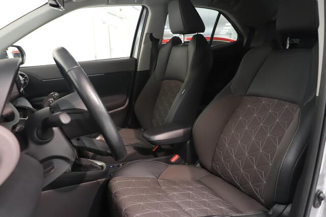 Toyota YARIS Cross 1.5 Hybrid Executive | Camera | Stuur & stoelverwarming | Adaptieve cruisecontrol | Navigatie | Trekhaak | AppleCarplay AndroidAuto |