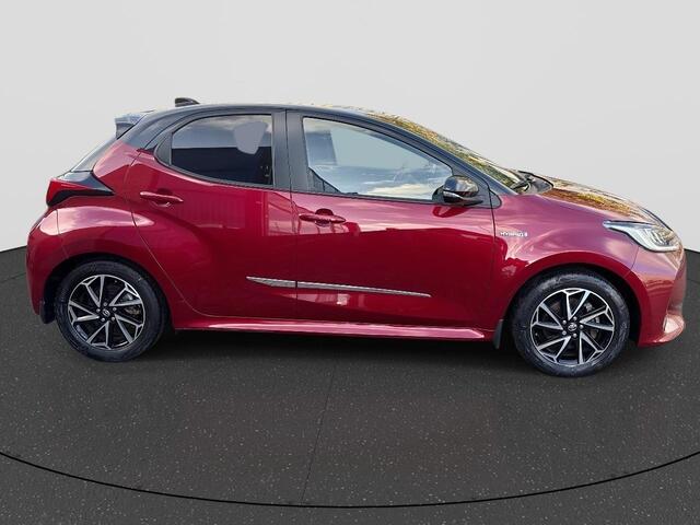 Toyota YARIS 1.5 Hybrid Executive Edition | Bitone