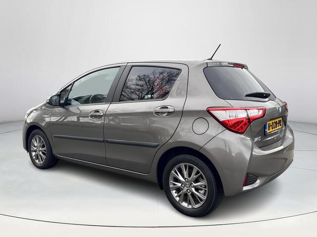 Toyota YARIS 1.5 Hybrid Dynamic | 06-10141018 Voor meer informatie