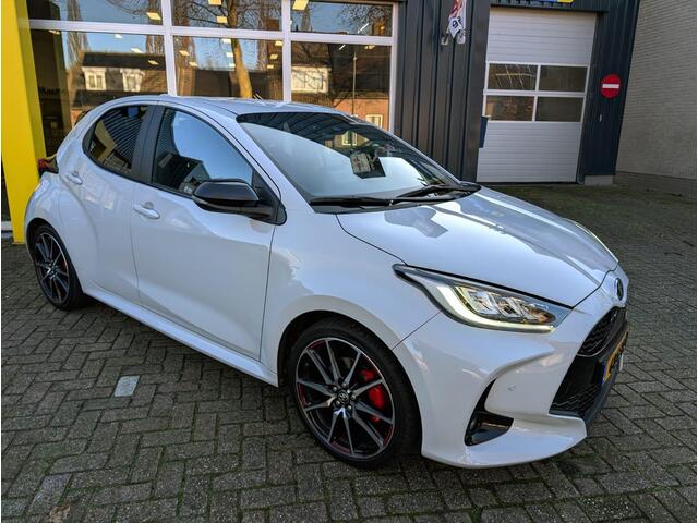 Toyota YARIS 1.5 Hybrid GR Sport All-in prijs!