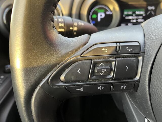 Toyota YARIS 1.5 Hybrid Dynamic Edition | Rijklaar | Apple Carplay- Android | LM-Velgen | LED