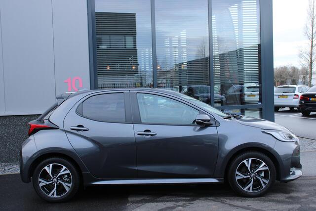 Toyota YARIS 1.5 Hybrid 115PK, 2025, 14DKM, CAMERA, LED