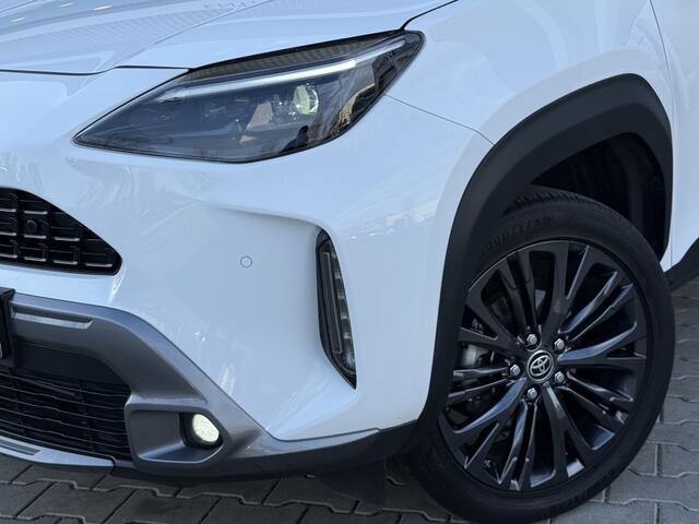 Toyota YARIS 1.5 Hybrid Adventure | Trekhaak | JBL | Blindspot | Headup