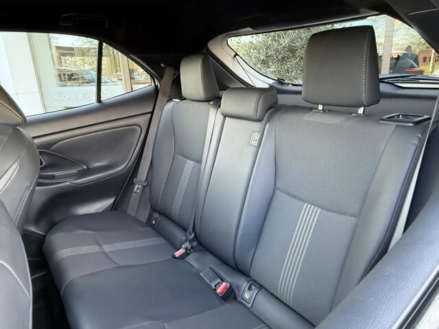 Toyota YARIS 1.5 Hybrid Adventure | Trekhaak | JBL | Blindspot | Headup