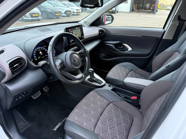 Toyota YARIS 1.5 HYBRID EXECUTIVE AUTOMAAT ALLE LUXE!! 23.630 KM!!