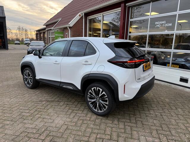 Toyota YARIS 1.5 HYBRID EXECUTIVE AUTOMAAT ALLE LUXE!! 23.630 KM!!