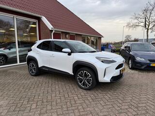 toyota-yaris-1.5-hybrid-executive-a