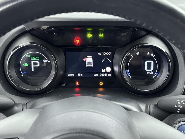 Toyota YARIS 1.5 Hybrid Executive | zwartdak | Applecarplay | achteruitrijcamera |