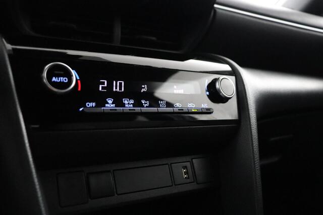 Toyota YARIS Cross 1.5 Hybrid First Edition Limited | Trekhaak | Carplay/Android Auto | Navigatie | Keyless entry | Parkeersensoren |