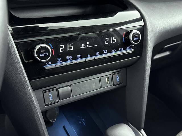 Toyota YARIS Cross 1.5 Hybrid Executive Limited | Glazen Panoramadak | Half-Leder Interieur |