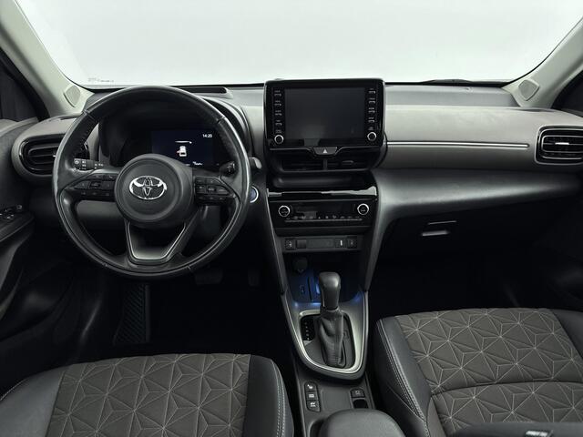 Toyota YARIS Cross 1.5 Hybrid Executive | 360° Camera | Elek. Kofferklep | Panoramadak | Stoel -/ Stuurwielverwarming |