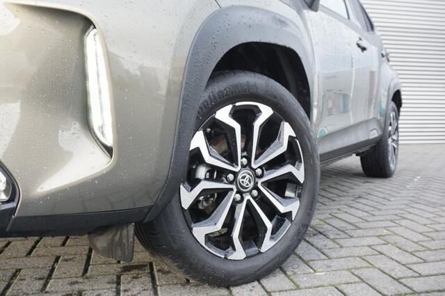 Toyota YARIS 1.5 Hybrid Dynamic AUTOMAAT | ADAP CRUISE | CLIMA