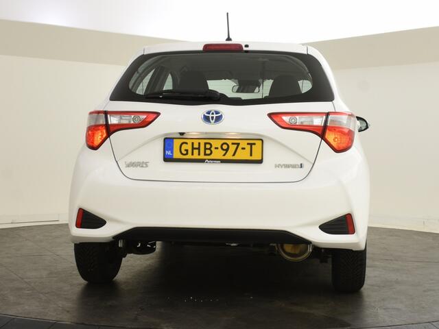 Toyota YARIS 1.5 Hybrid Design | Stoelverwarming | LM Velgen | All Seasons